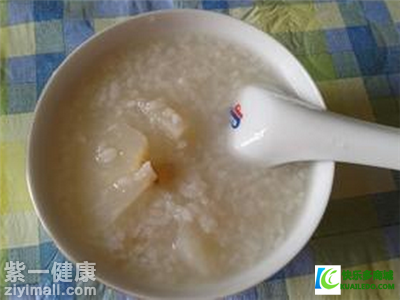 干咳嗽吃什么好的快 【分享】4种美食快速治疗干咳